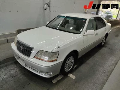 TOYOTA CROWN MAJESTA