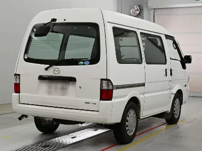 MAZDA BONGO VAN