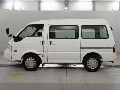 MAZDA BONGO VAN