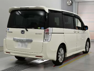 Honda STEPWGN SPADA