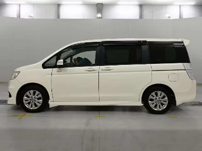 Honda STEPWGN SPADA
