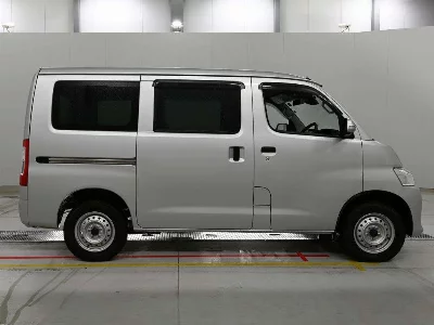 TOYOTA TOWN ACE VAN