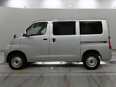 TOYOTA TOWN ACE VAN