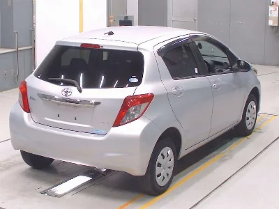 TOYOTA VITZ