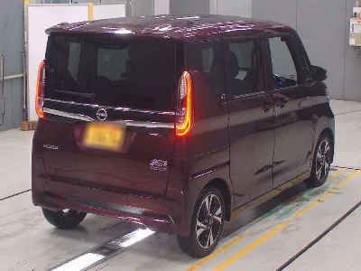 NISSAN ROOX