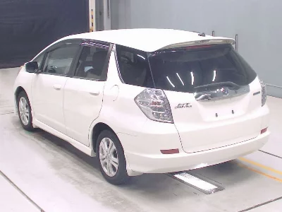 HONDA FIT SHUTTLE HYBRID