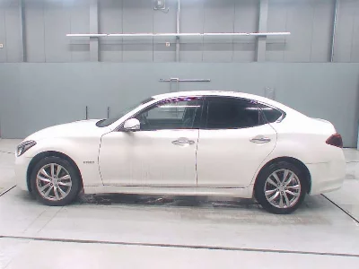 NISSAN FUGA HYBRID