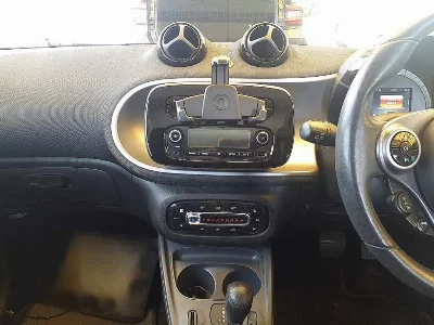 SMART FOURFOUR