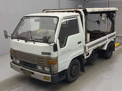 TOYOTA DYNA TRUCK