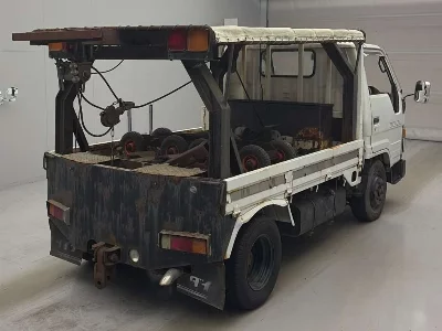 TOYOTA DYNA TRUCK