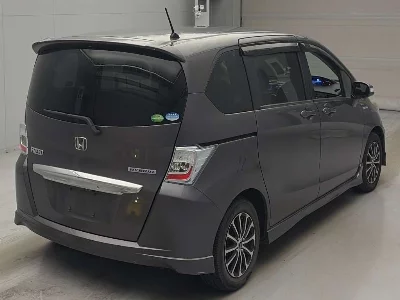 HONDA FREED HYBRID