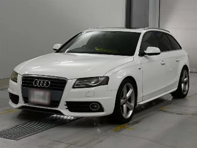 AUDI A4 AVANTE
