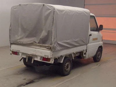NISSAN CLIPPER TRUCK