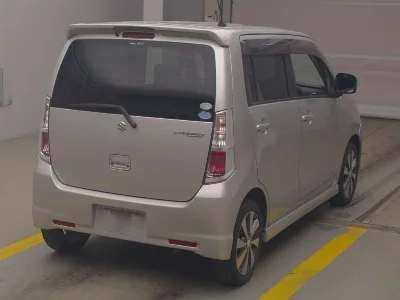 SUZUKI WAGON R STINGRAY