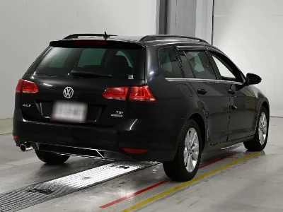 VOLKSWAGEN GOLF VARIANT