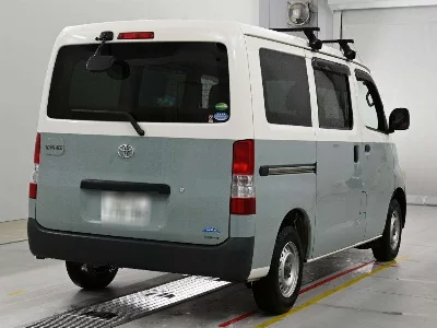TOYOTA TOWN ACE VAN