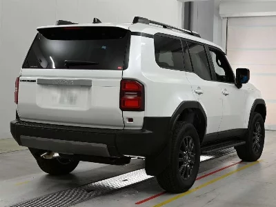 TOYOTA LAND CRUISER 250