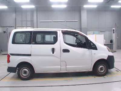 NISSAN NV200 VANETTE VAN