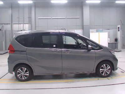 HONDA FREED HYBRID