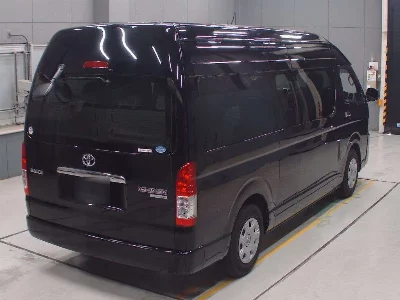 TOYOTA HIACE WAGON