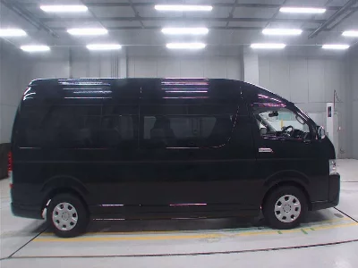 TOYOTA HIACE WAGON