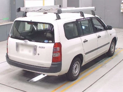 TOYOTA SUCCEED VAN