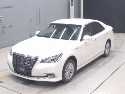 TOYOTA CROWN HYBRID