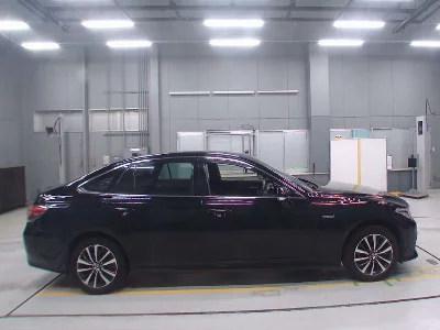 TOYOTA CROWN HYBRID