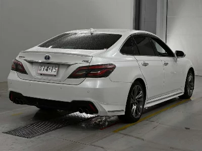 TOYOTA CROWN HYBRID