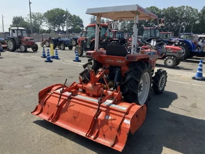 KUBOTA KUBOTA