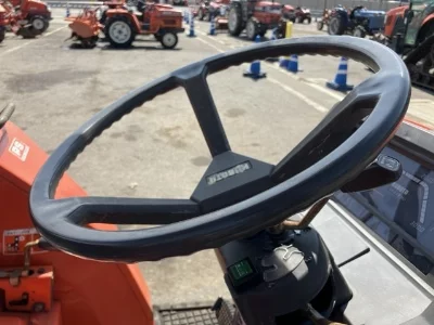 KUBOTA KUBOTA