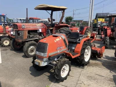 KUBOTA KUBOTA