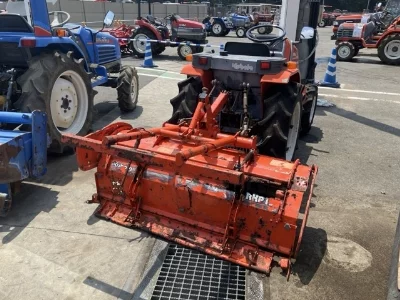 KUBOTA KUBOTA