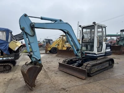 KUBOTA KUBOTA
