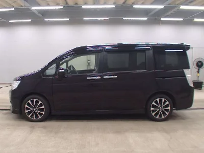 Honda STEPWGN SPADA