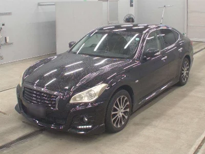 NISSAN FUGA