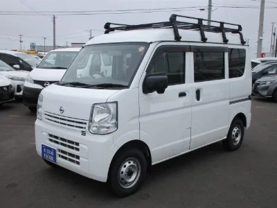 NISSAN NV100 CLIPPER