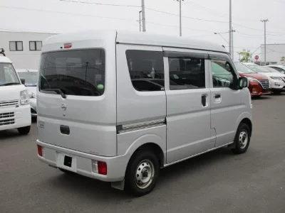 NISSAN NV100 CLIPPER