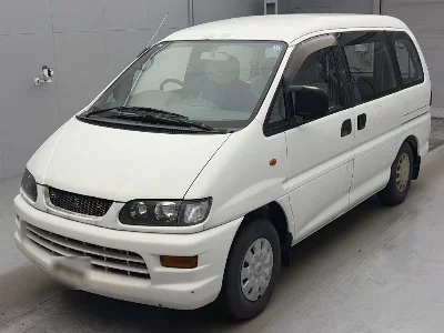 MITSUBISHI DELICA SPACE GEAR