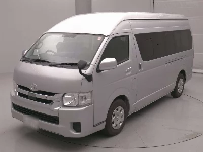 TOYOTA HIACE WAGON