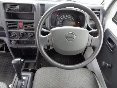 NISSAN CLIPPER TRUCK