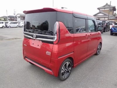 NISSAN ROOX