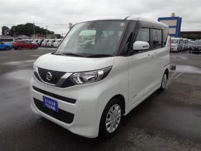 NISSAN ROOX