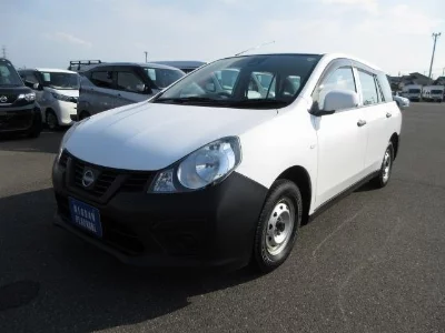 NISSAN AD