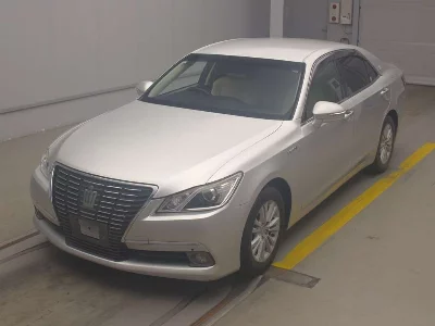 TOYOTA CROWN HYBRID