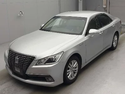 TOYOTA CROWN HYBRID