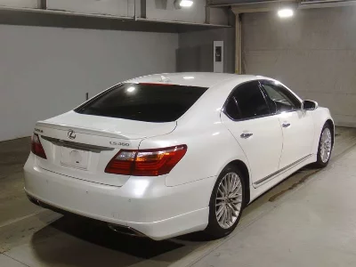 LEXUS LS