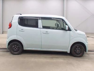 SUZUKI MRWAGON