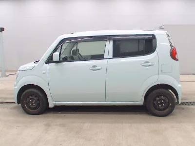 SUZUKI MRWAGON