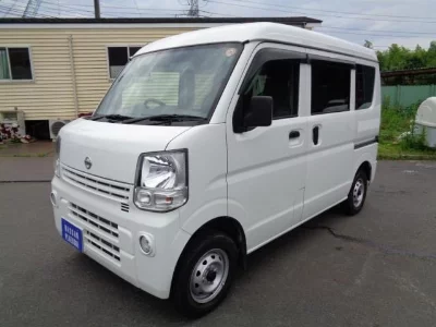 NISSAN NV100 CLIPPER
